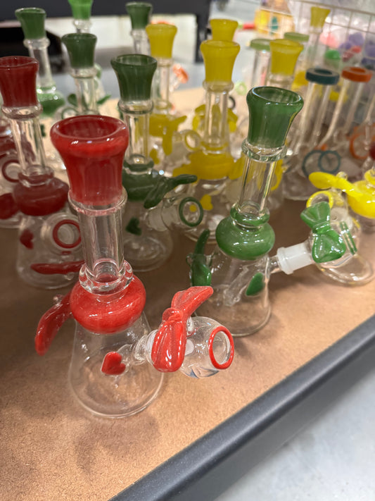 Colored beaker bong