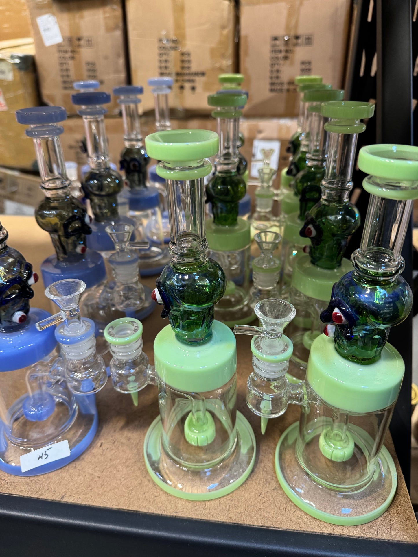 Designer bong leveled