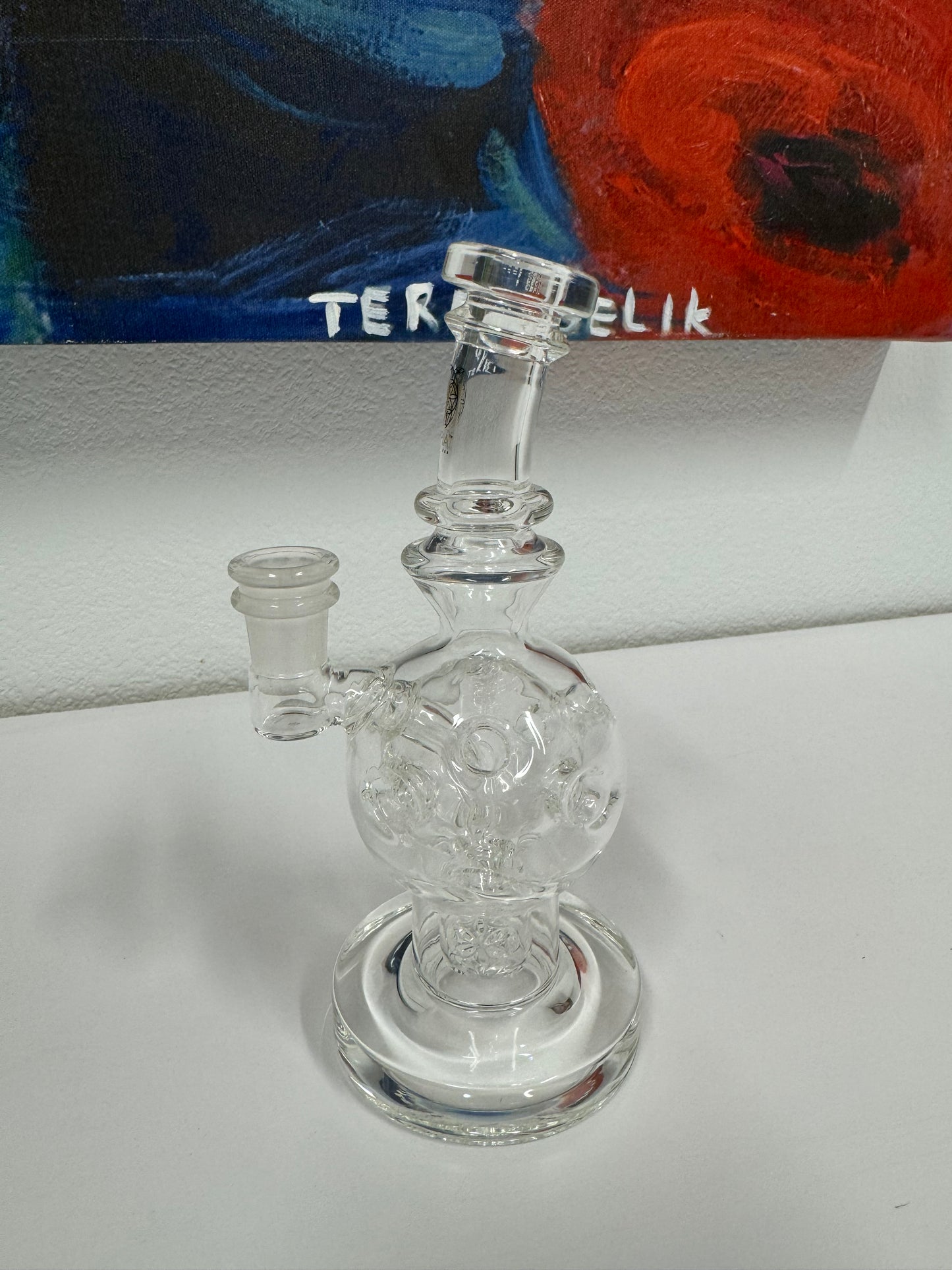 utopia glass mid size bong