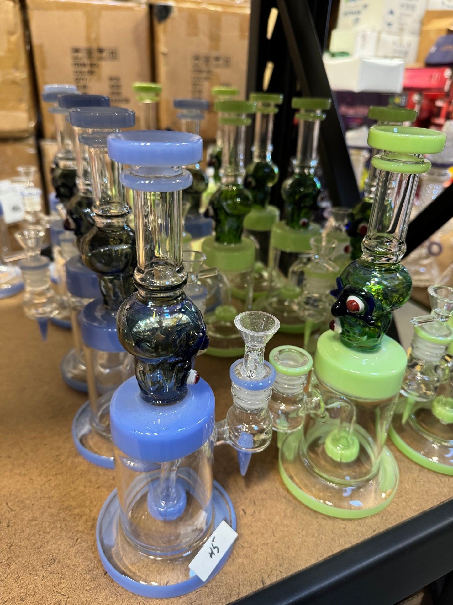 Designer bong leveled