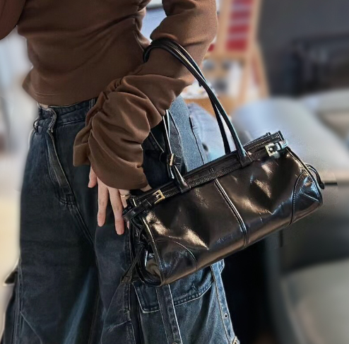 Soft Lux Baguette Bag