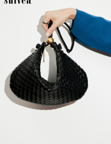 Woven Pop Bag